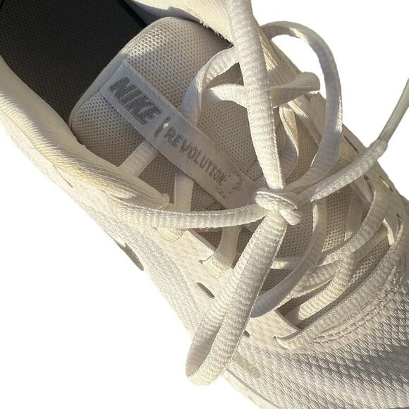Nike Revolution 5, running sneakers, women's size 8.5 - Picture 4 of 6
